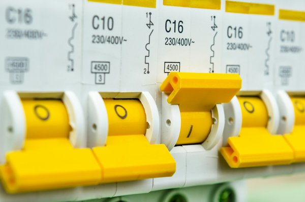 Découvrez les disjoncteurs hager à prix compétitifs